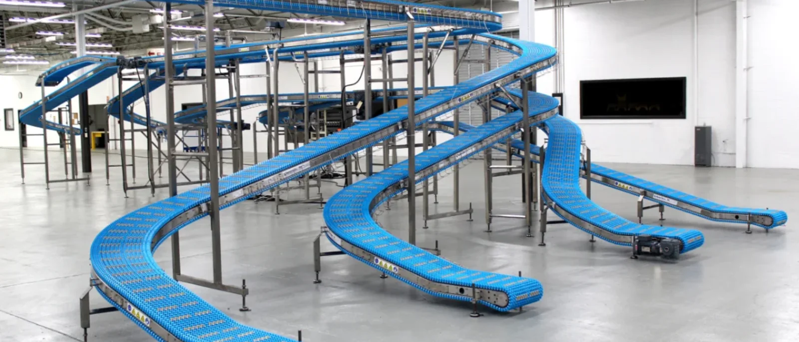 A SpanTech conveyor system on the plant floor in Glasgow, Kentucky